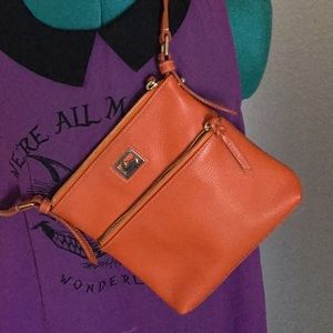 Cross Body purse (2)